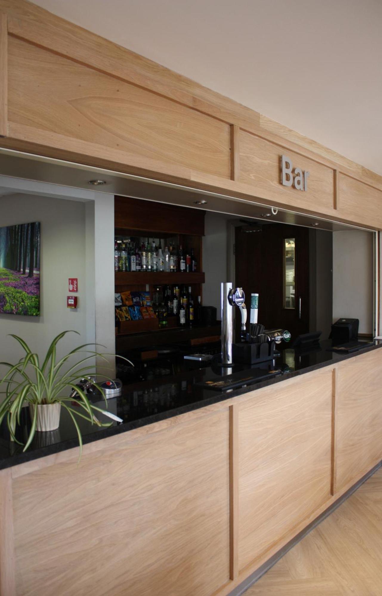 Stoneleigh Park Lodge Ashow Экстерьер фото