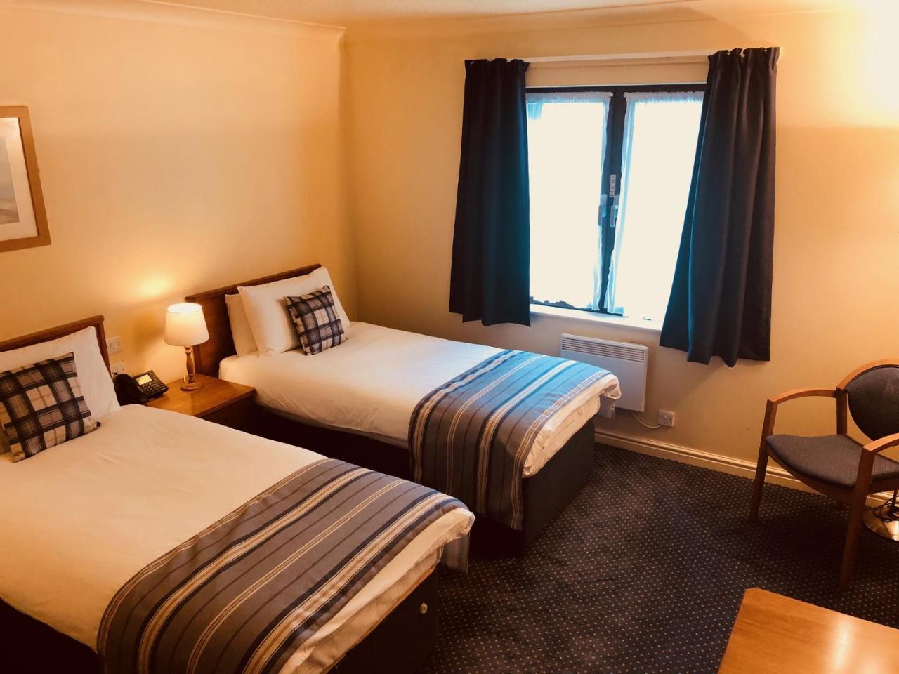 Stoneleigh Park Lodge Ashow Экстерьер фото